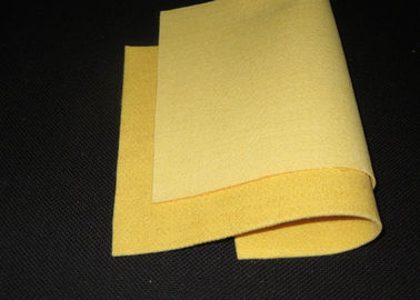 Le tissu filtrant de feutre d'aiguille de la fibre de verre P84/filtre de fibres de verre s'est senti