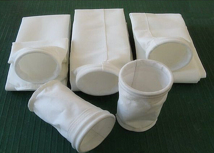 Excellente stabilité de la solution aqueuse Tissu filtrant et sacs en PTFE pour la filtration des gaz de combustion à haute température